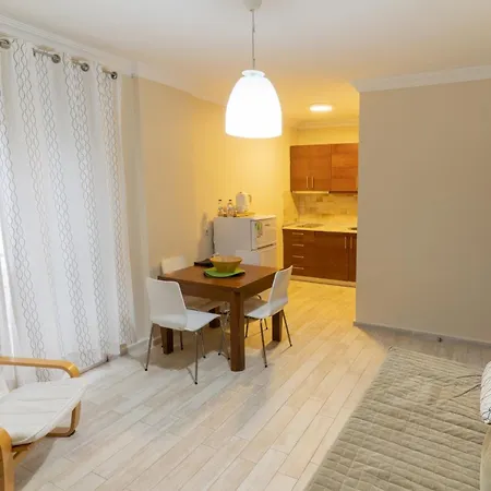 Levant Hotel&aparts Hotell