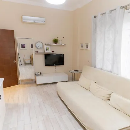 Levant Hotel&aparts ホテル *