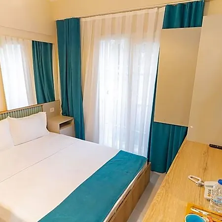 酒店 Levant Hotel&aparts Çeşme